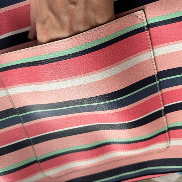 Pretty striped reversible tote bag - Picture 6 of 7